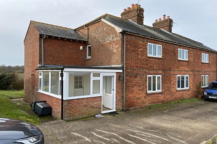 4 Bedroom House To Rent In Oakley, Nr Basingstoke, RG23