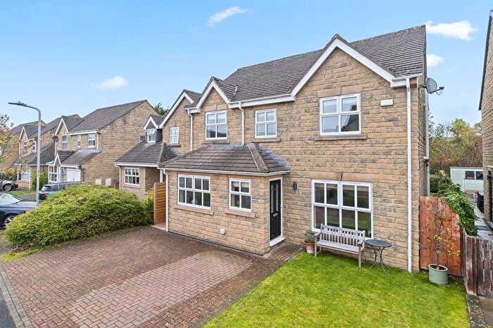 5 Bedroom Detached House For Sale In Pasture Fold, Ilkley, LS29