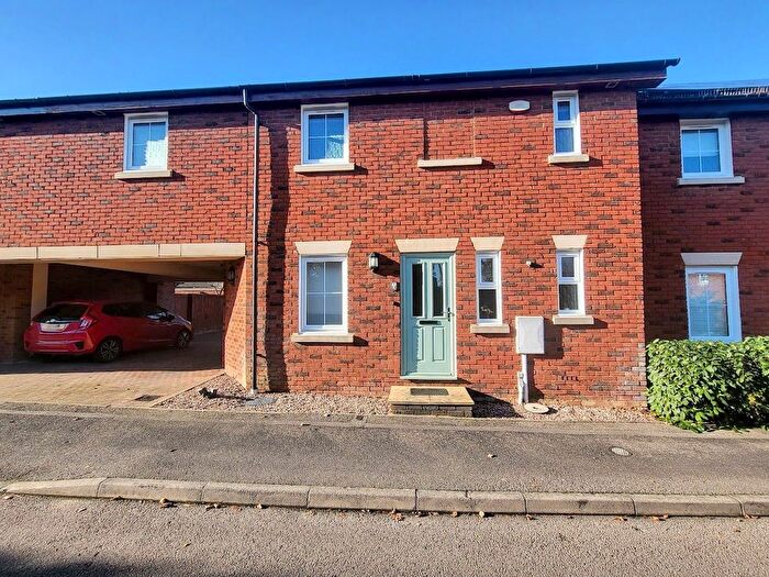 3 Bedroom Mews For Sale In Willow Wren, Milton Keynes, MK14