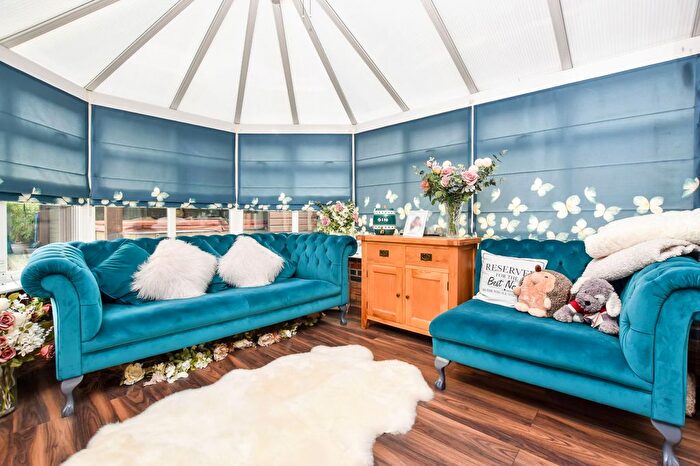 3 Bedroom Detached House For Sale In Bisham Park, Sandymoor, WA7