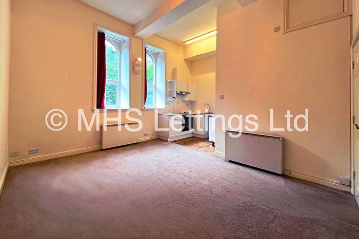 2 Bedroom Apartment To Rent In Flat, Olivias Court, Smith Lane, Bradford, BD9