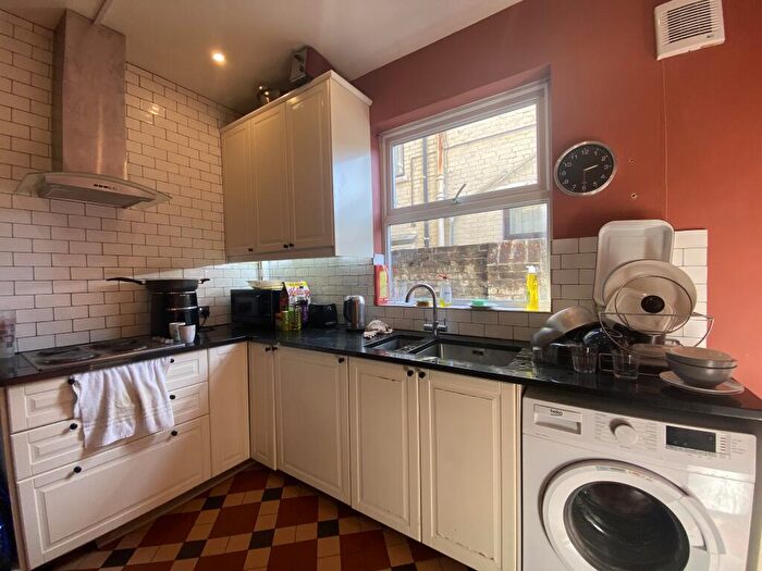 4 Bedroom Terraced House To Rent In Montgomerie Road, Southsea, PO5