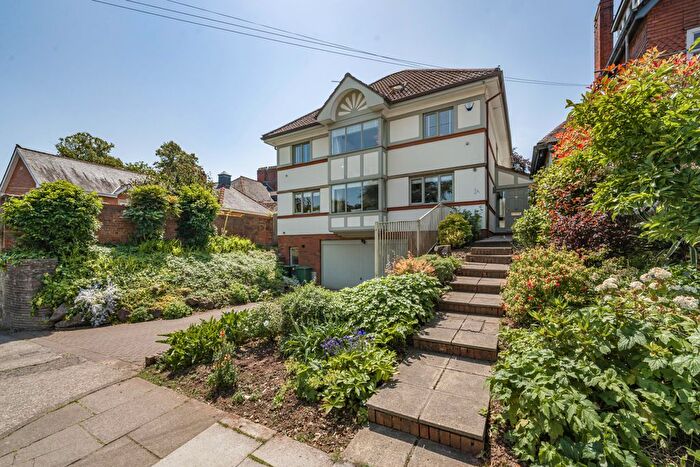 5 Bedroom Detached House For Sale In Mill Road, Llanishen, Cardiff, CF14