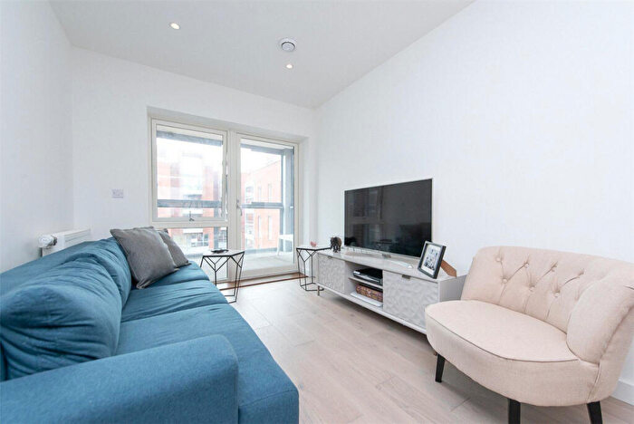 2 Bedroom Apartment To Rent In Burnell Building, Brent Cross West, NW2