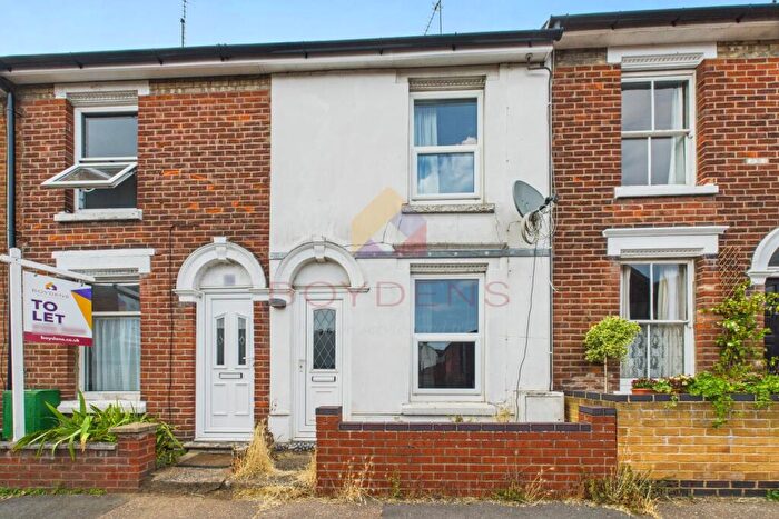2 Bedroom Terraced House To Rent In Manor Road Colchester, CO3