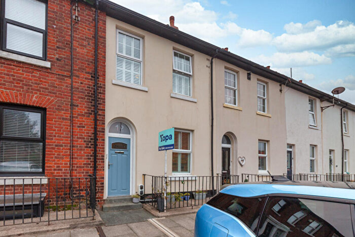 3 Bedroom Terraced House For Sale In Albert Street, Fleetwood, FY7
