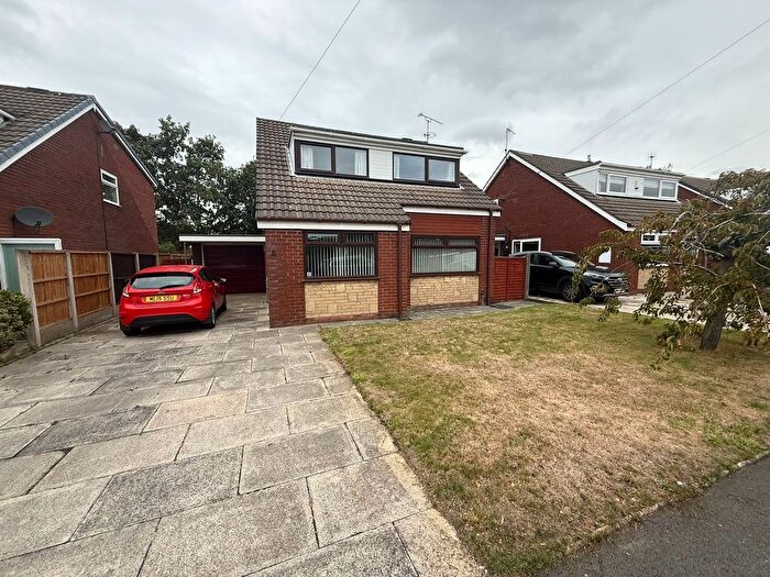 3 Bedroom Detached House For Sale In West Meade, Maghull, L31