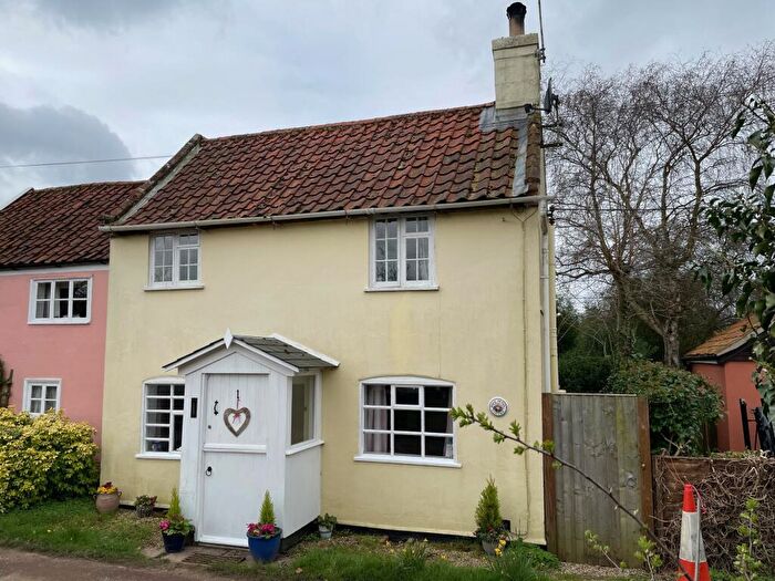 2 Bedroom Semi-Detached House For Sale In Halfpenny Cottage, Hyde Park Corner, Sudbourne, Woodbridge, Suffolk, IP12