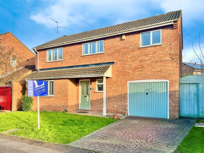 4 Bedroom Detached House To Rent In Livermore Green, Werrington, PE4