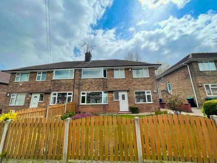 2 Bedroom Apartment Flat For Sale In Ladybrook Lane, Mansfield, NG18