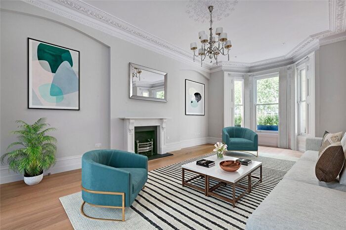 3 Bedroom Flat To Rent In Cornwall Gardens, South Kensington, SW7