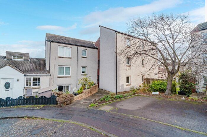2 Bedroom Flat For Sale In / Seafield Avenue, Leith Links, Edinburgh, EH6