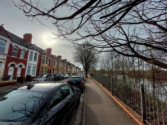 3 Bedroom Property To Rent In Clarence Embankment, Cardiff, CF10