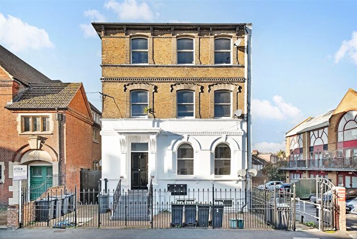 2 Bedroom Flat To Rent In The Campsbourne, Hornsey, N8