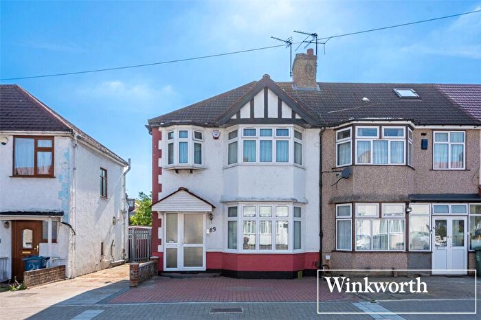 3 Bedroom House To Rent In Shrewsbury Avenue, Kenton, Harrow, HA3