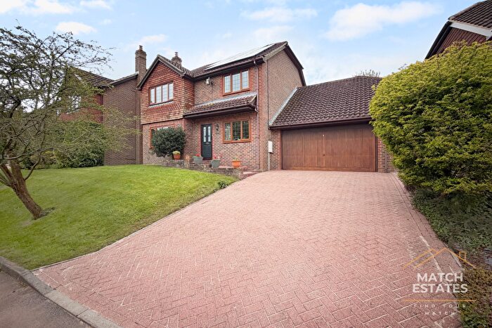 5 Bedroom Detached House For Sale In Hunters Bank, Elham, Kent, CT4