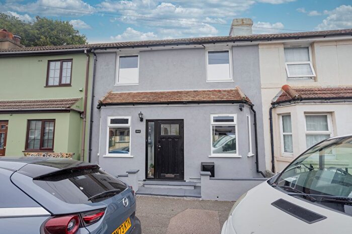2 Bedroom Terraced House For Sale In Heathfield Avenue, Dover, Kent, CT16