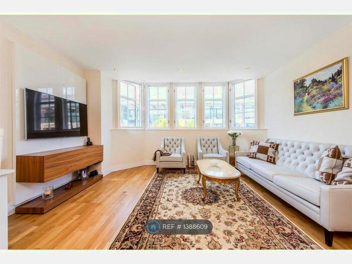 2 Bedroom Flat To Rent In Romney House, London, SW1P