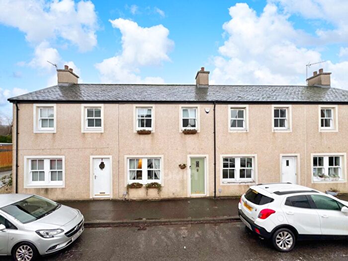 3 Bedroom Terraced House For Sale In Main Street, Lochwinnoch, PA12