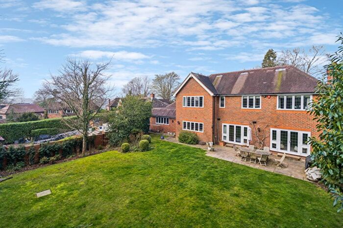 5 Bedroom Detached House For Sale In Lewis Lane, Chalfont St Peter, Gerrards Cross, SL9