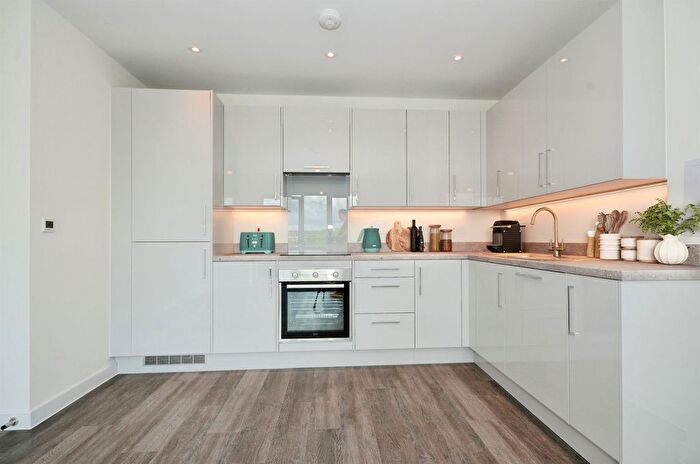 1 Bedroom Flat For Sale In Milton Road, Harrow, HA1