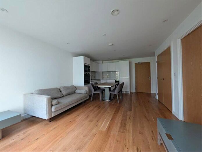 1 Bedroom Flat To Rent In William Street, Birmingham, B15