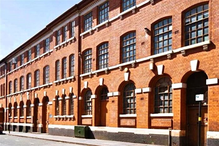 2 Bedroom Flat To Rent In Vittoria Street, Birmingham, B1