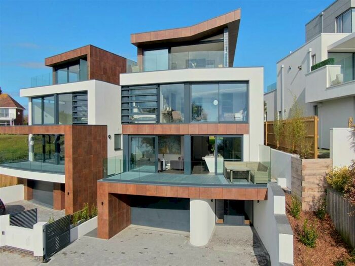 4 Bedroom House To Rent In Whitecliff Road, , Poole, BH14