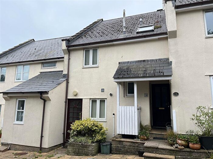 2 Bedroom Flat To Rent In Hammonds Mead, Charmouth, Bridport, DT6