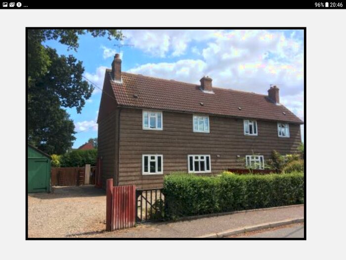 3 Bedroom Semi-Detached House To Rent In Kings Road, Holt, NR25