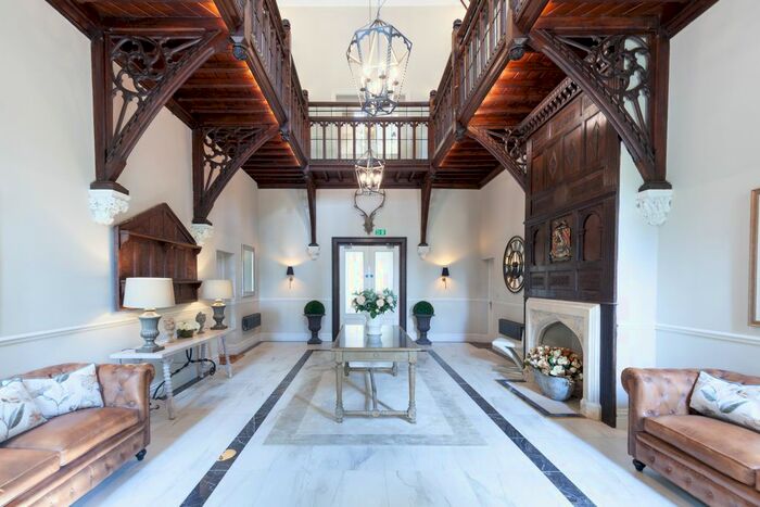 2 Bedroom Flat To Rent In Besselsleigh, Abingdon, Oxfordshire, OX13