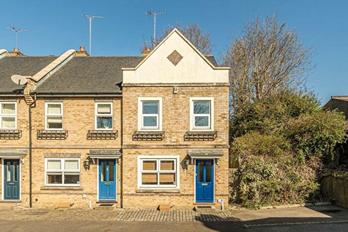 2 Bedroom Terraced House To Rent In Isabel Hill Close, Hampton, TW12