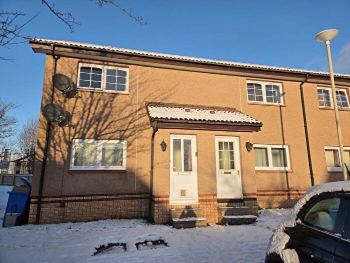 2 Bedroom Flat For Sale In Castle Heather Drive, Inverness, IV2