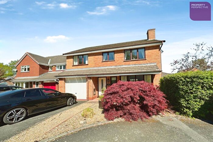 4 Bedroom Detached House For Sale In Hall Brow Close, L39