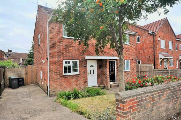 2 Bedroom Semi-Detached House To Rent In Jervis Road, York, YO24