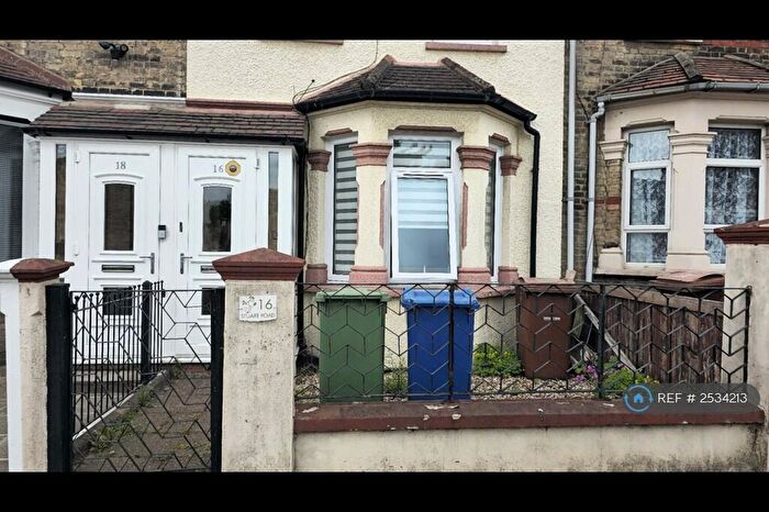 3 Bedroom Terraced House To Rent In Stuart Road, Grays, RM17