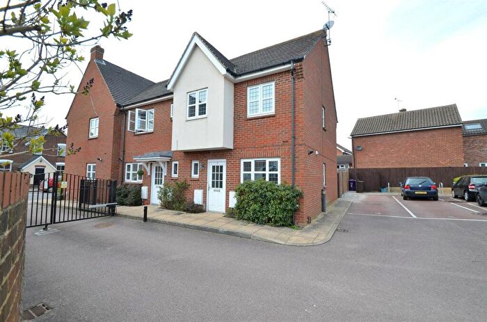 3 Bedroom House To Rent In Codicote, Hertfordshire, SG4