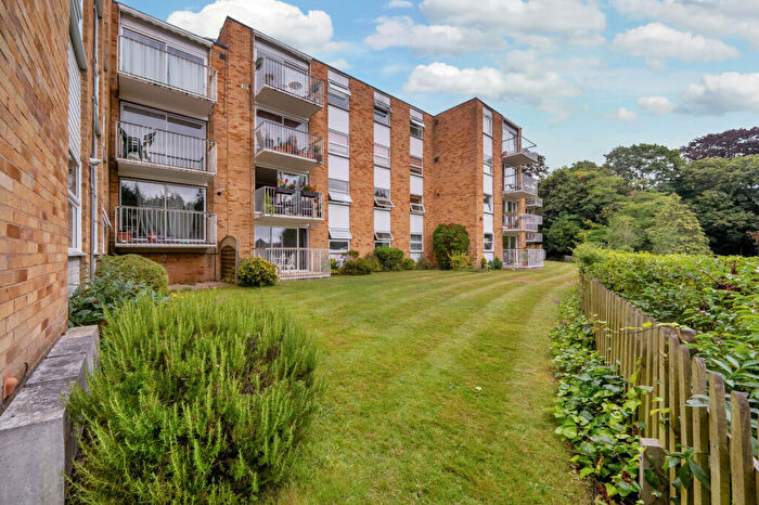 2 Bedroom Apartment To Rent In Ancastle Green, Henley-on-Thames, Oxfordshire, RG9