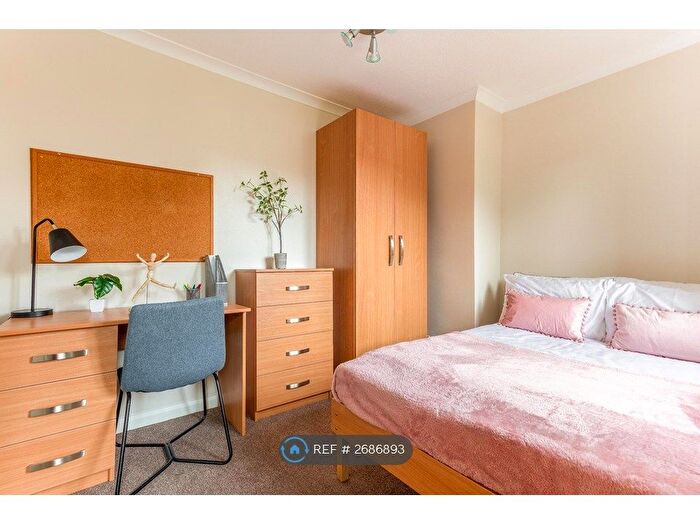 6 Bedroom Terraced House To Rent In The Crescent, Brighton, BN2