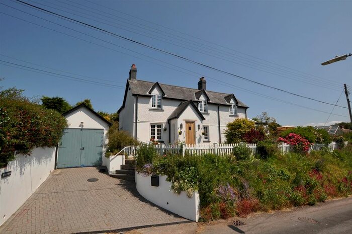 3 Bedroom Detached House For Sale In Old School Road, Llansteffan, Carmarthen, SA33