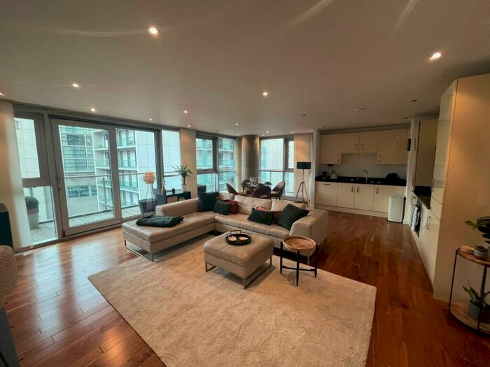 2 Bedroom Apartment To Rent In Clowes Street, Salford, M3