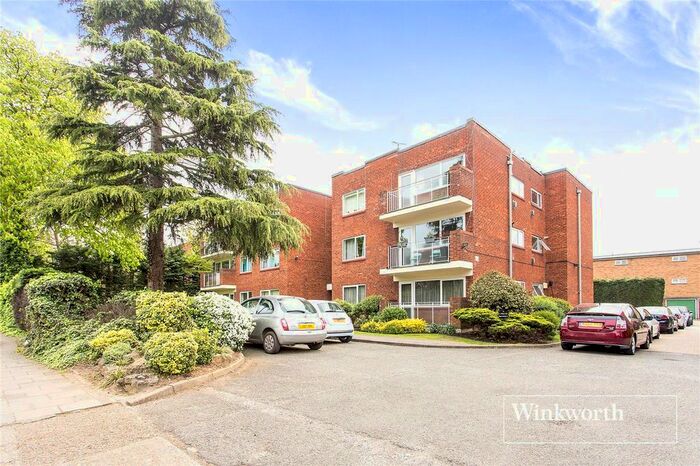 2 Bedroom Flat To Rent In Laburnum Lodge, Hendon Lane, Finchley, London, N3