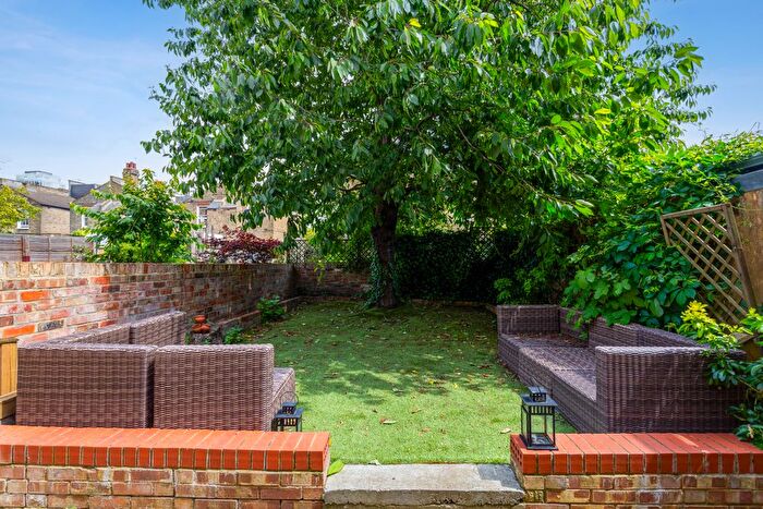 5 Bedroom Terraced House To Rent In Farm Lane, London, SW6