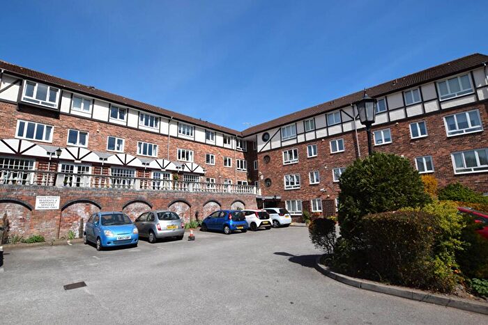 1 Bedroom Flat For Sale In Heathdale Manor, Bebington, CH63
