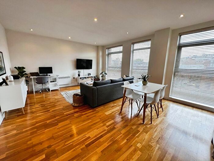 1 Bedroom Flat To Rent In Roberts Wharf, Neptune Street, Leeds, West Yorkshire, LS9