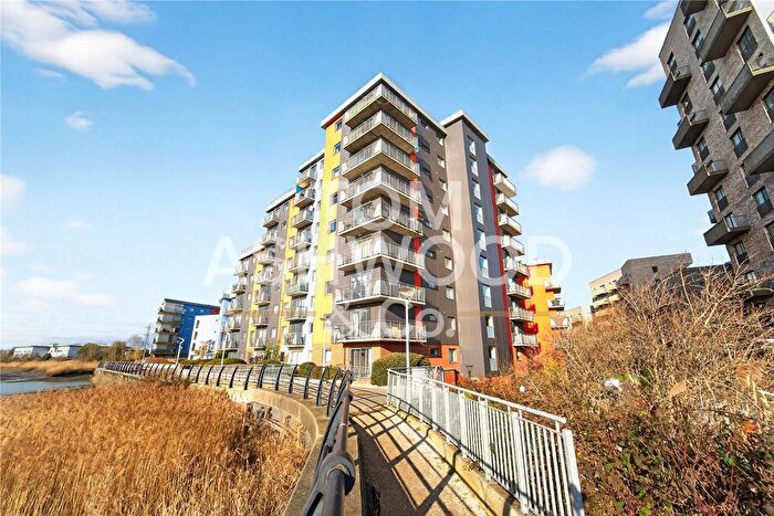 1 Bedroom Flat For Sale In Runnel Court, Spring Place, Barking, IG11