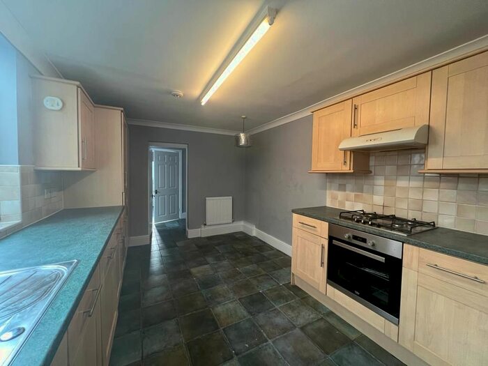 3 Bedroom End Of Terrace House To Rent In Rymer Road, Addiscombe, Croydon, CR0