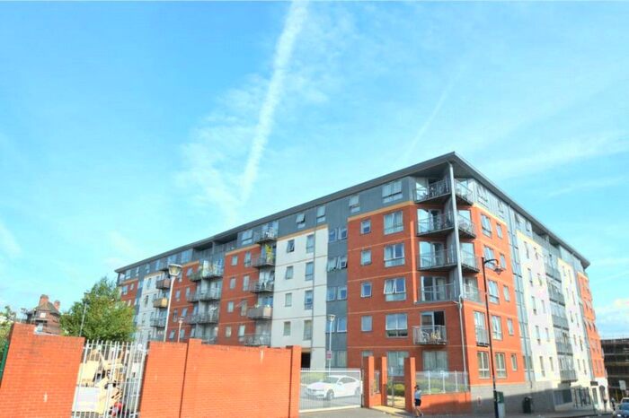 2 Bedroom Flat To Rent In Quartz, Hall Street, Birmingham, West Midlands, B18