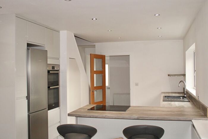 2 Bedroom End Of Terrace House To Rent In Methuen Street, Southampton, SO14