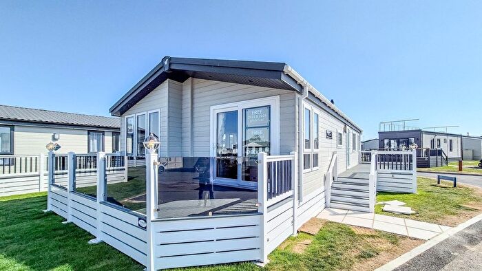 2 Bedroom Mobile/park Home For Sale In Rye Harbour Road, Rye Harbour, Rye, TN31